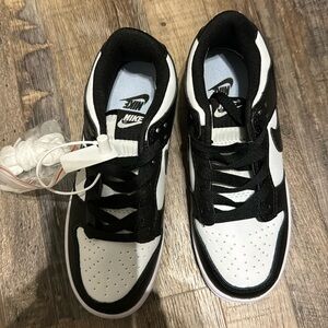 Kids Nike dunks size 2